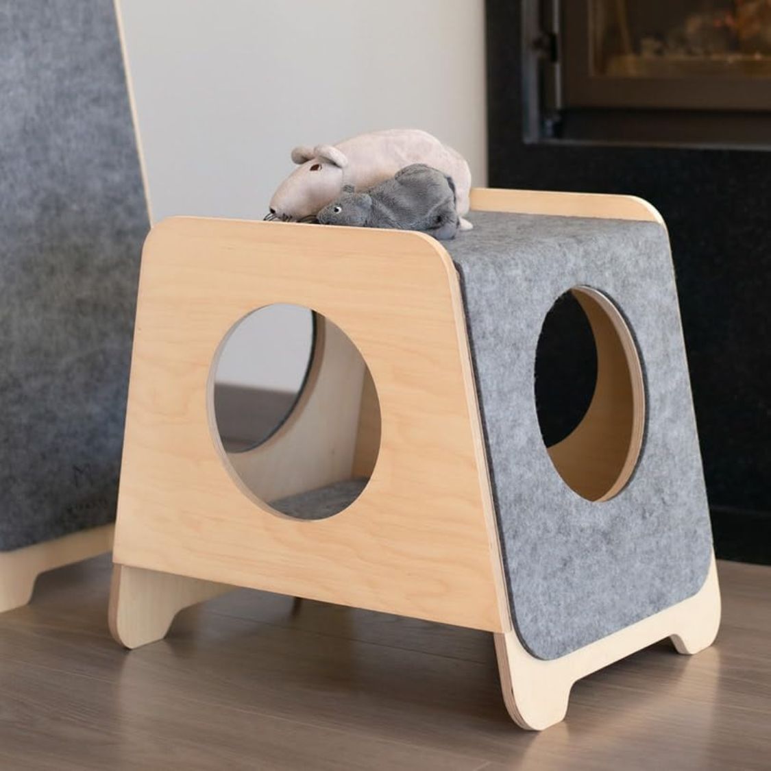 Cat Condo Bed for Indoor Cats | Nordic Birch Wood Cat House with 360° View