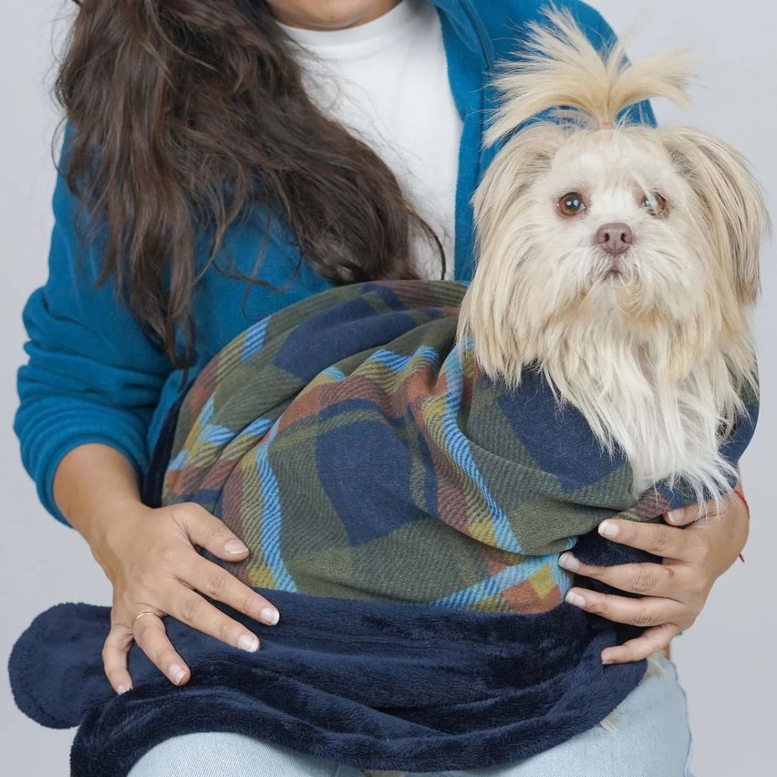 soft plush pet blanket
